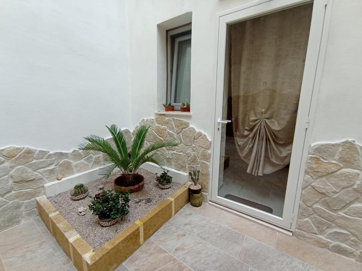 Samele Bed And Breakfast Lecce Exteriér fotografie